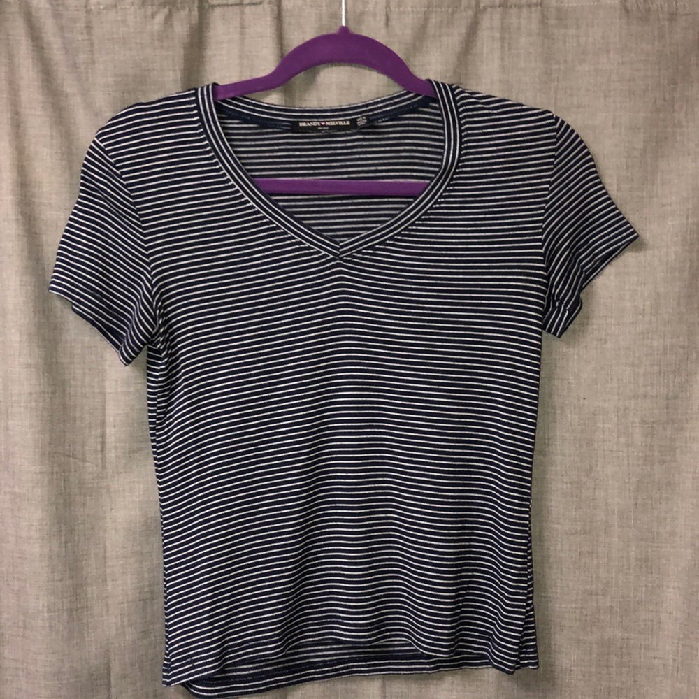 🌟🌟SOLD🌟🌟Brandy Melville tee